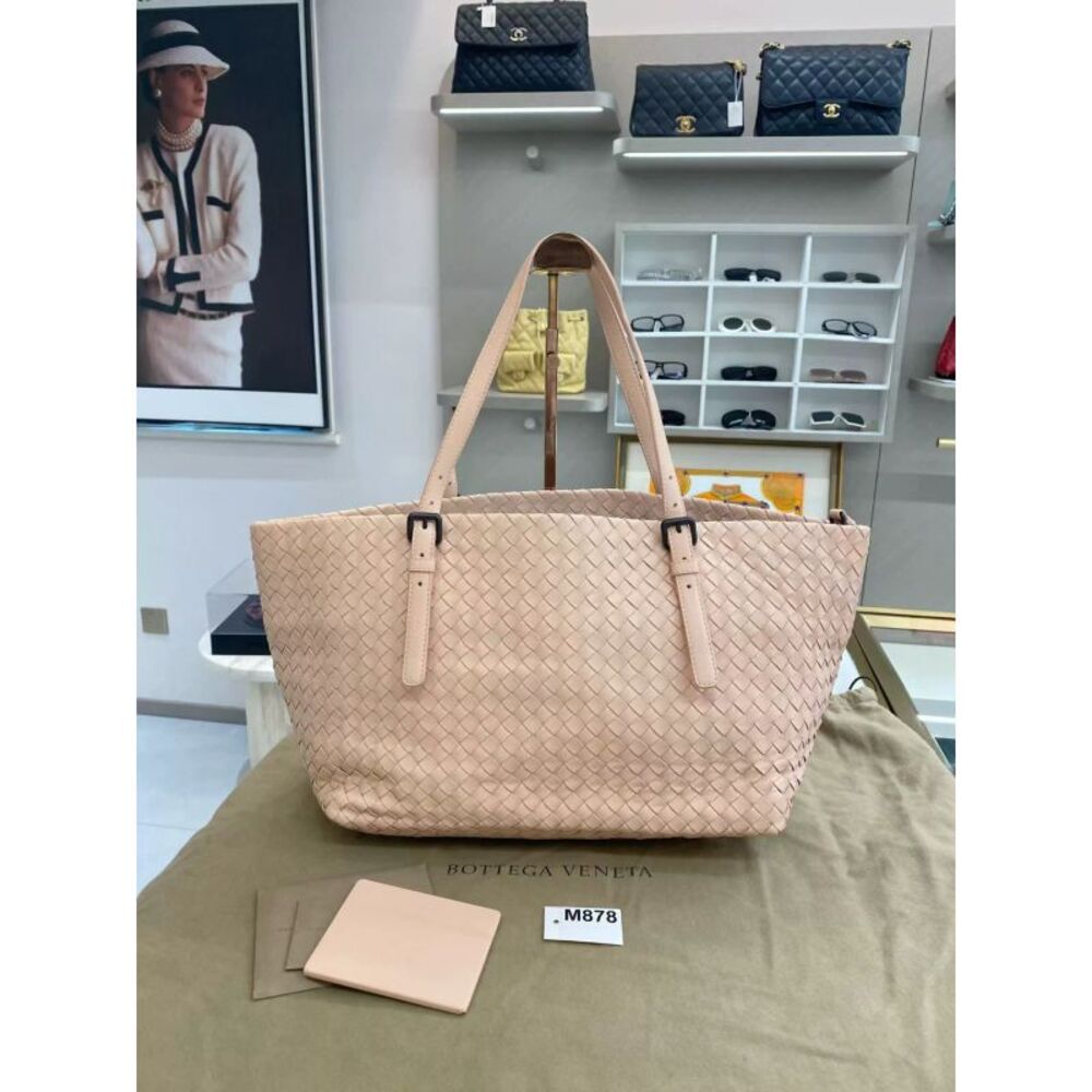Bottega Veneta Women Pre-Loved Bag Very Good Condition